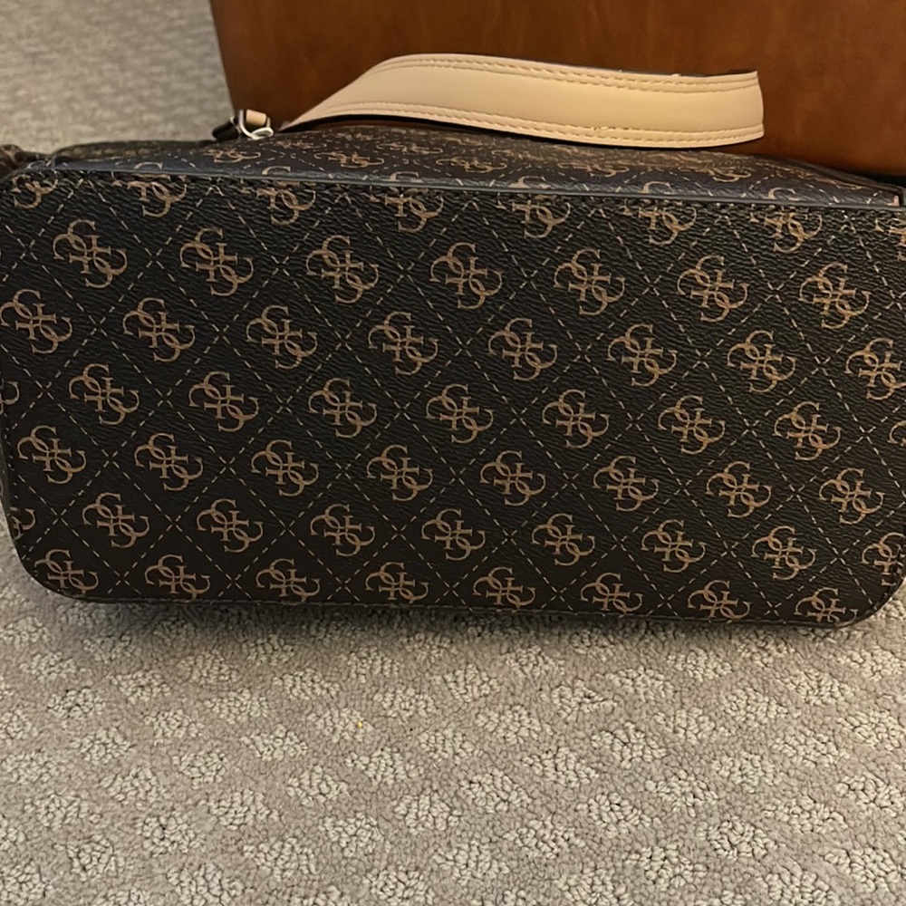 Guess Brown and Tan Women's Tote Bag - Picture 3 of 8
